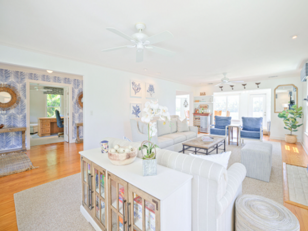 Beautiful & Spacious 4 Bedroom Home with Pool in Sanibel