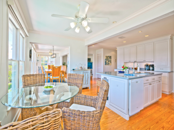 Beautiful & Spacious 4 Bedroom Home with Pool in Sanibel