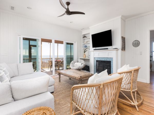 Oceanfront Spacious Retreat on Folly Beach - 5 Bedroom Coastal Escape