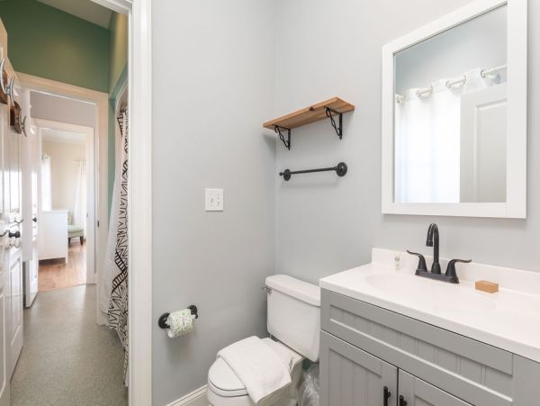 Oceanfront Spacious Retreat on Folly Beach - 5 Bedroom Coastal Escape