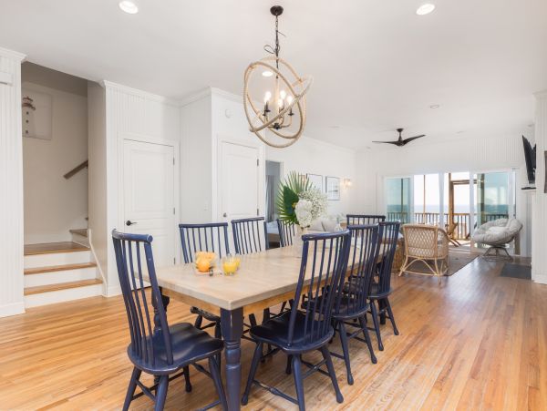 Oceanfront Spacious Retreat on Folly Beach - 5 Bedroom Coastal Escape