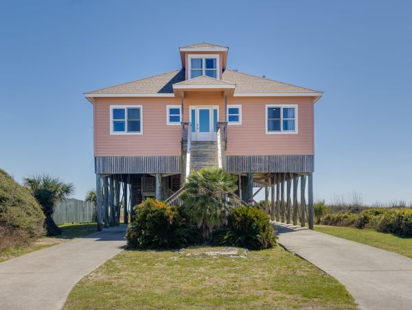 Oceanfront Spacious Retreat on Folly Beach - 5 Bedroom Coastal Escape