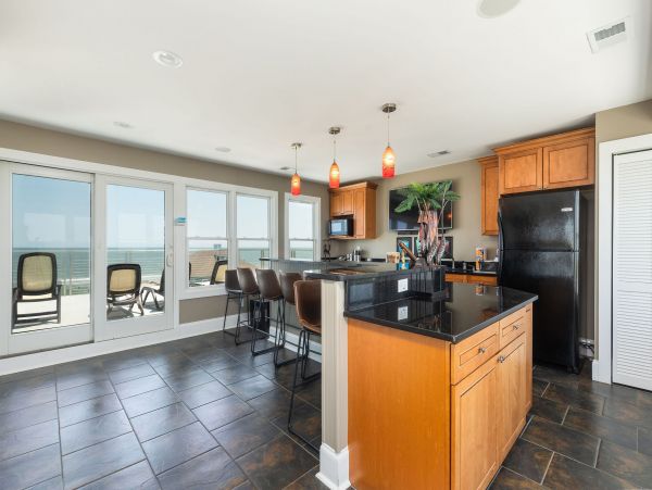 Charming 5-Bedroom Beachfront Home with Panoramic Views