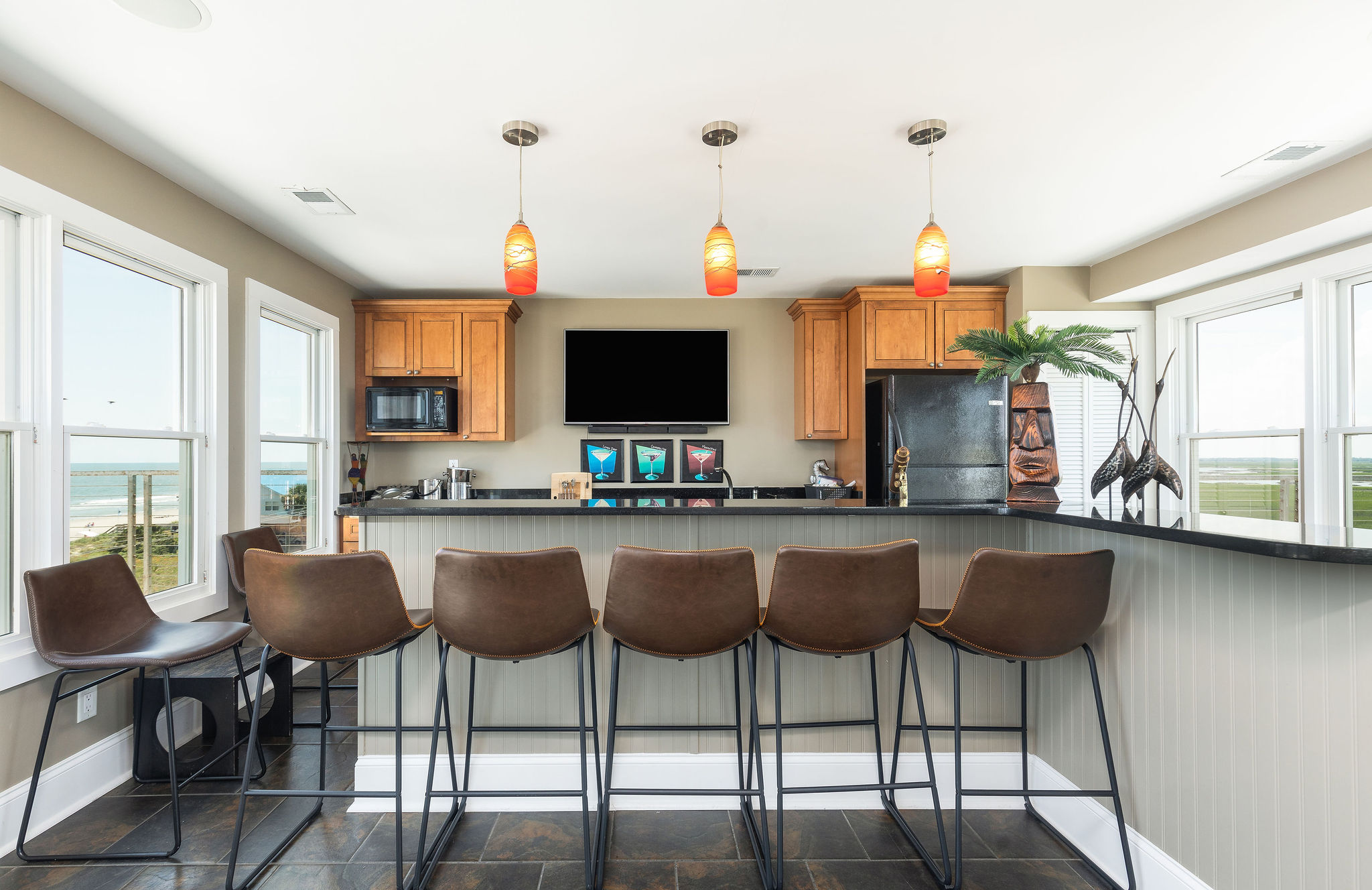 Charming 5-Bedroom Beachfront Home with Panoramic Views