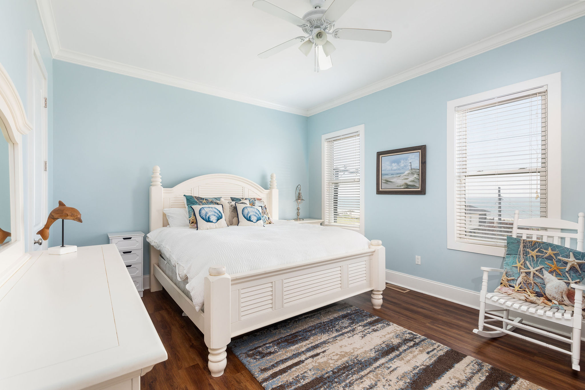 Charming 5-Bedroom Beachfront Home with Panoramic Views
