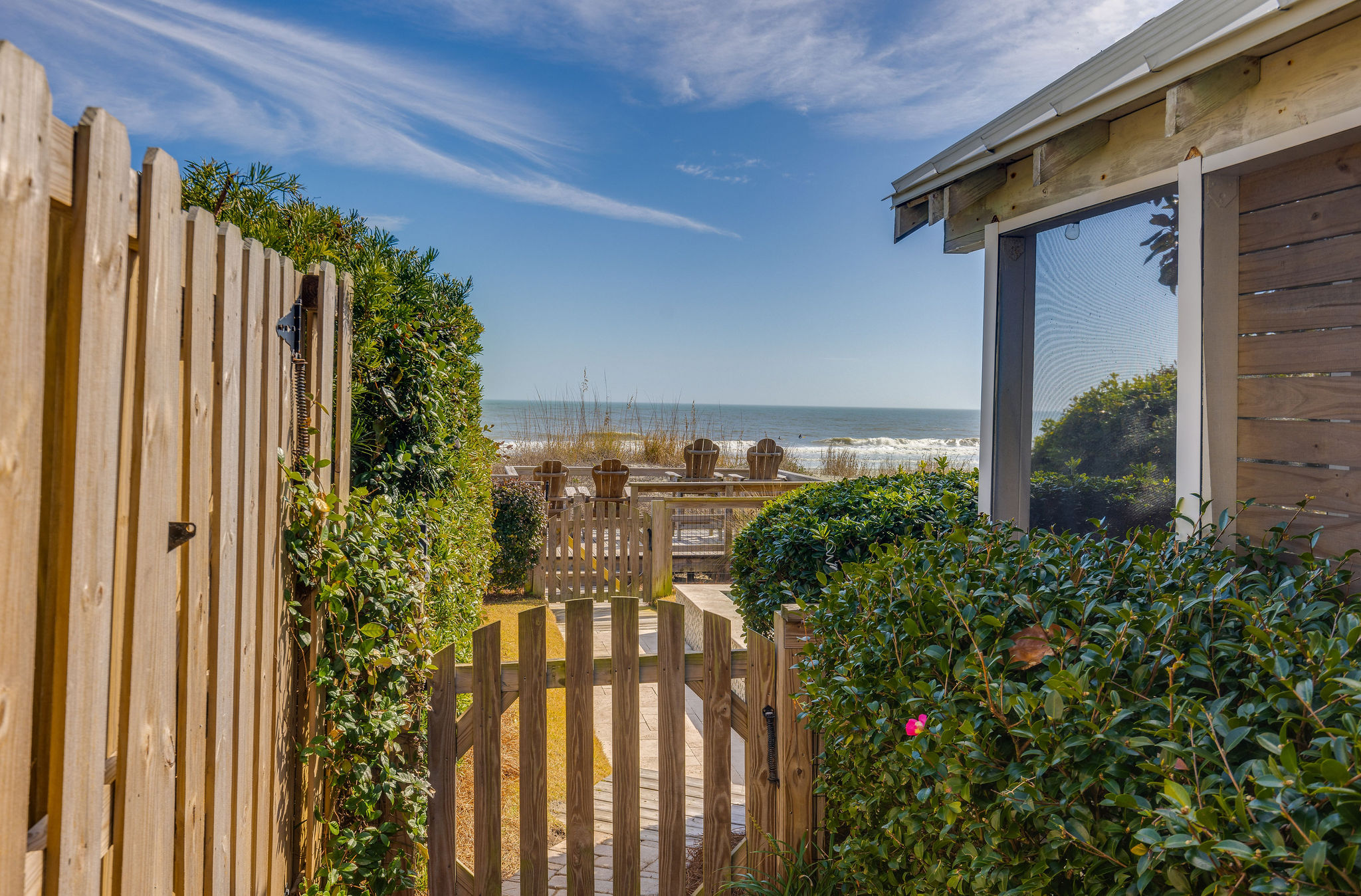 Folly Beach Home 1014523