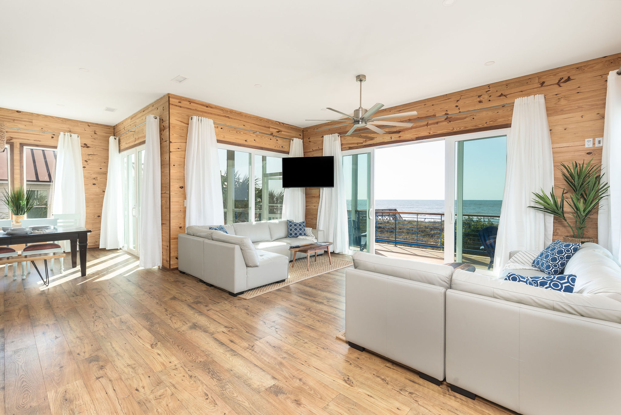Folly Beach Home 1014532