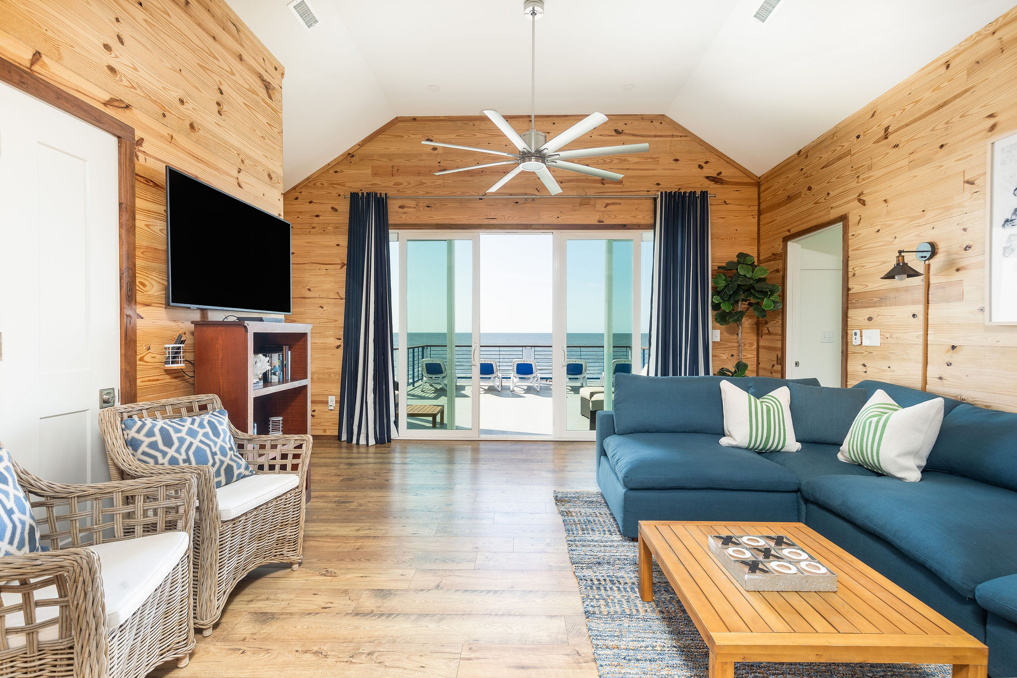 Folly Beach Home 1014532