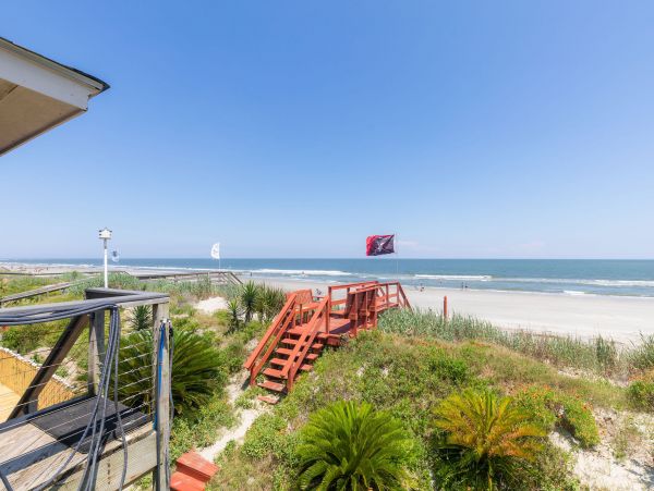 True Folly Beach House with Sandy Beach