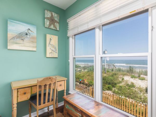 True Folly Beach House with Sandy Beach