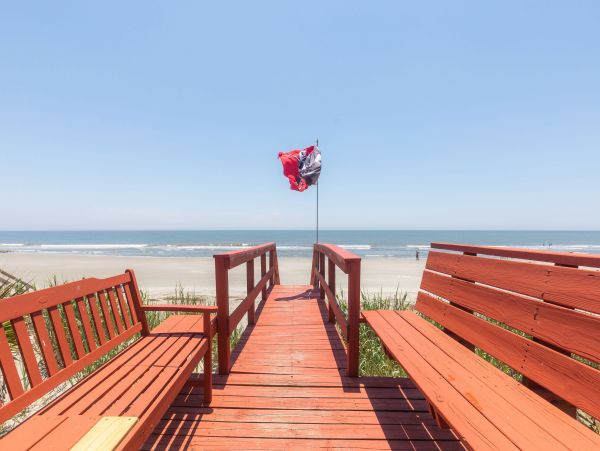 True Folly Beach House with Sandy Beach