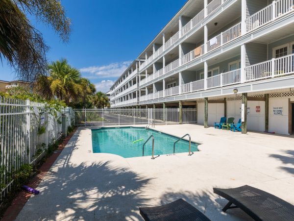 Folly Beach Condo 1014542