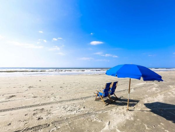 Charming Beach Duplex Vacation Rental in Folly Beach