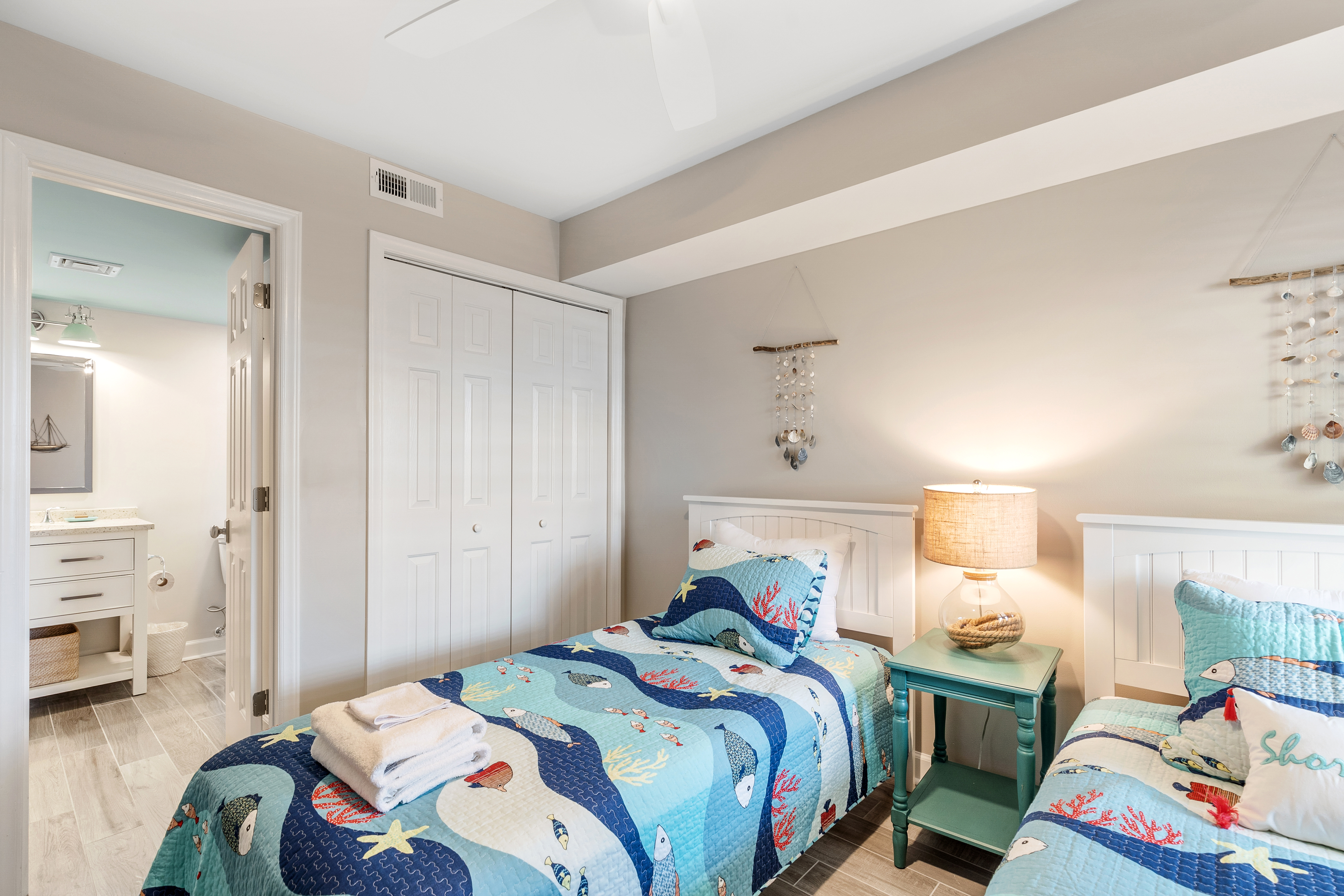 Folly Beach Condo 1014550