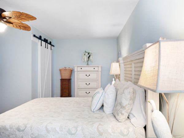 Folly Beach Home 1014552