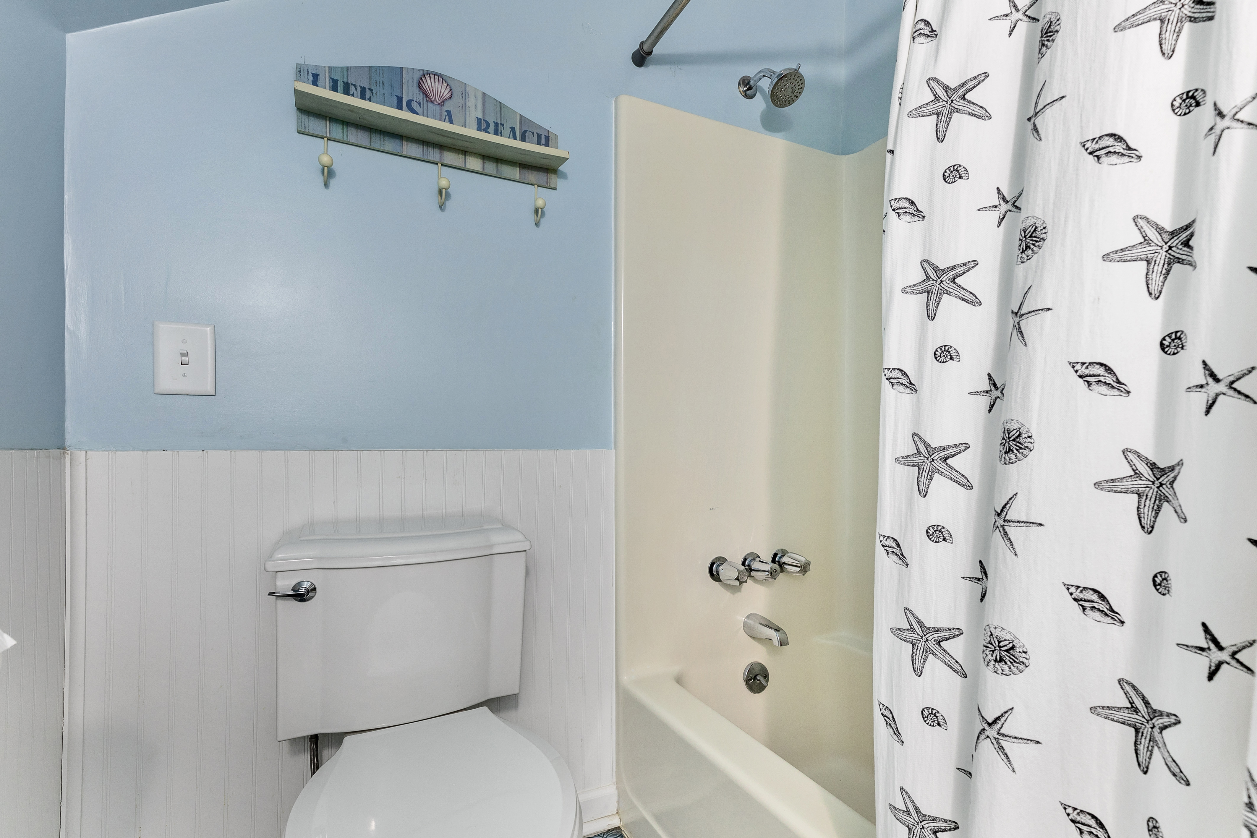 Folly Beach Home 1014552