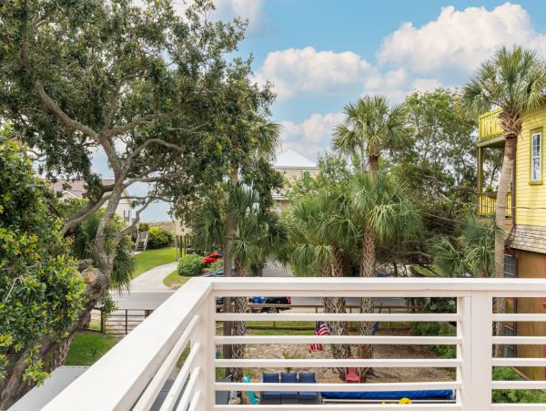Folly Beach Home 1014552