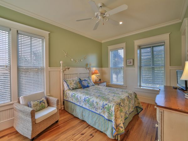 Folly Beach Home 1014553