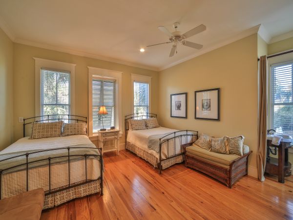 Folly Beach Home 1014553