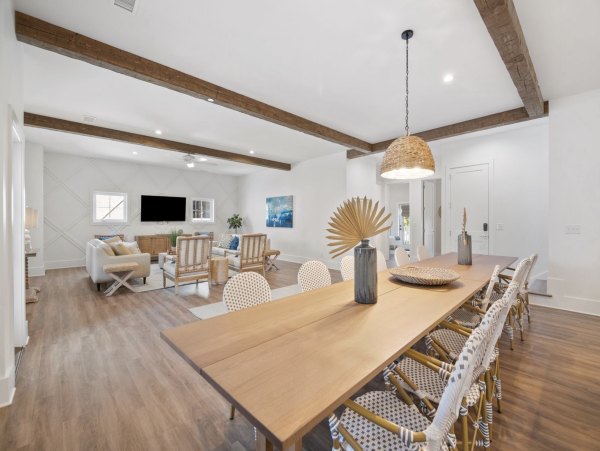 Folly Beach Luxury 7 Bedroom Stroll to Beach Sleeps 16