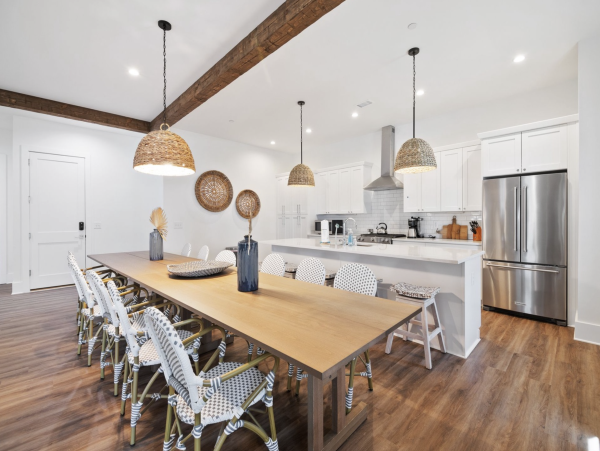 Folly Beach Luxury 7 Bedroom Stroll to Beach Sleeps 16