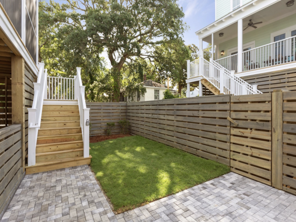 Folly Beach Luxury 7 Bedroom Stroll to Beach Sleeps 16
