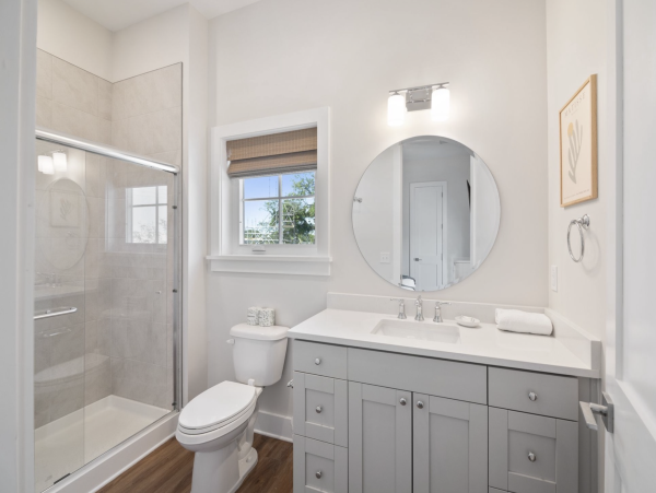 Folly Beach Luxury 7 Bedroom Stroll to Beach Sleeps 16