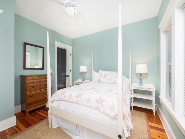 Stunning Vacation Rental in Folly Beach Near the Ocean