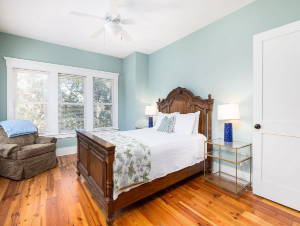 Stunning Vacation Rental in Folly Beach Near the Ocean