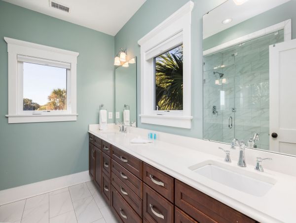 Stunning Vacation Rental in Folly Beach Near the Ocean