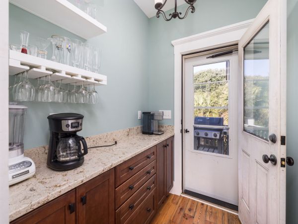Stunning Vacation Rental in Folly Beach Near the Ocean