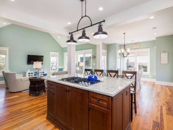 Stunning Vacation Rental in Folly Beach Near the Ocean