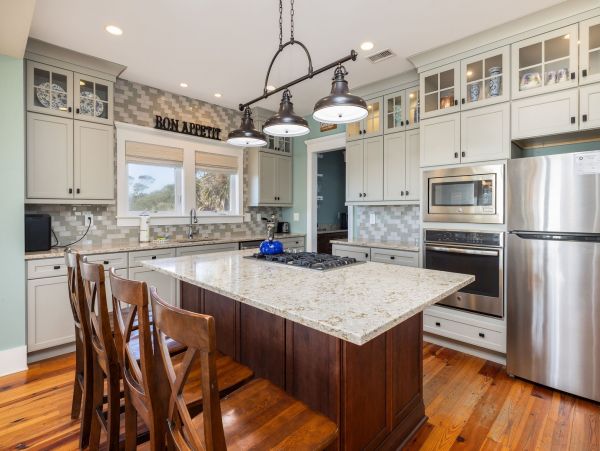 Stunning Vacation Rental in Folly Beach Near the Ocean