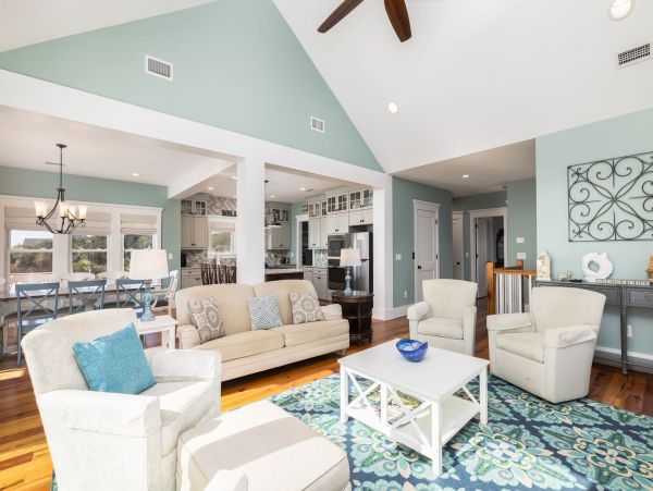 Stunning Vacation Rental in Folly Beach Near the Ocean
