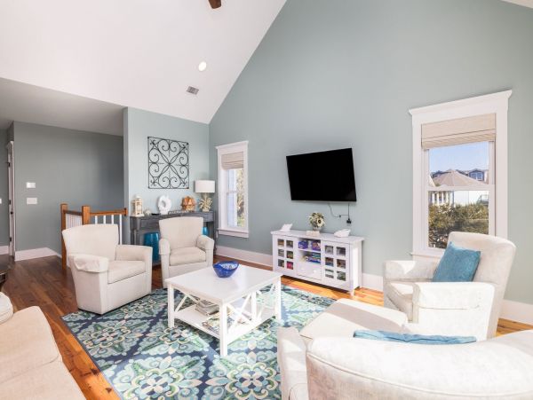 Stunning Vacation Rental in Folly Beach Near the Ocean