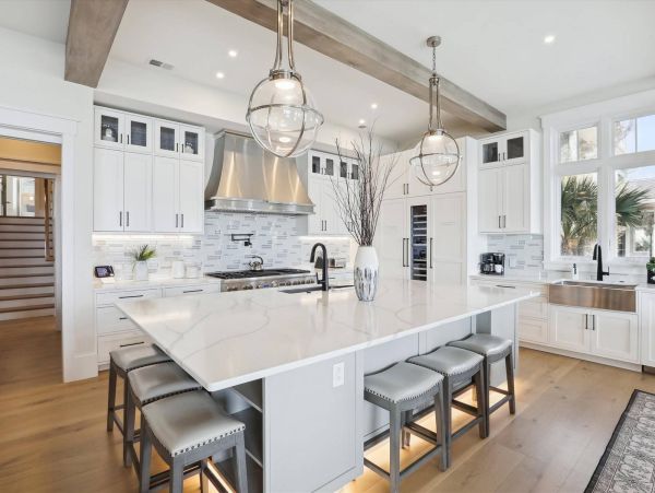 Hilton Head Oceanfront Vacation Rental - Luxury 7-Bedroom Beach House with Pool
