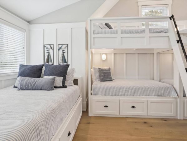 Hilton Head Oceanfront Vacation Rental - Luxury 7-Bedroom Beach House with Pool