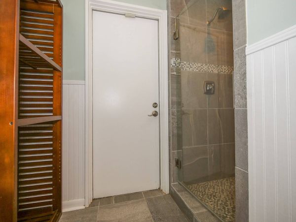 Stunning Beach Cottage with Private Pool Near Coligny Plaza