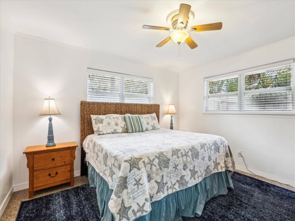 Stunning Beach Cottage with Private Pool Near Coligny Plaza