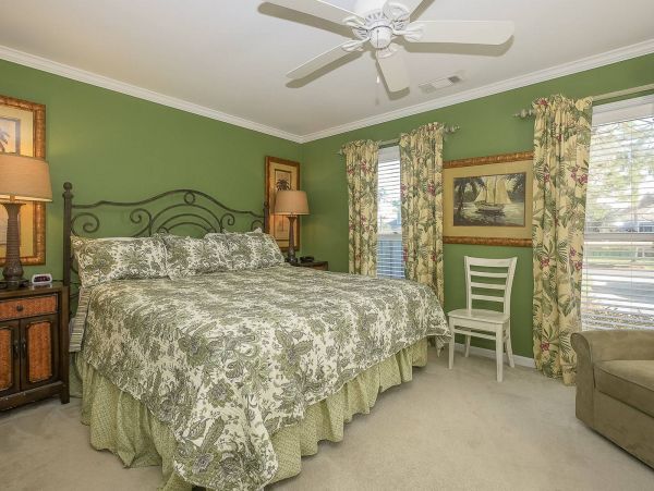 Lovely 3 Bedroom Vacation Rental with Great Views