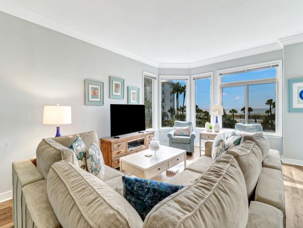 Hilton Head Three Bedroom Vacation Rental with Stunning Views