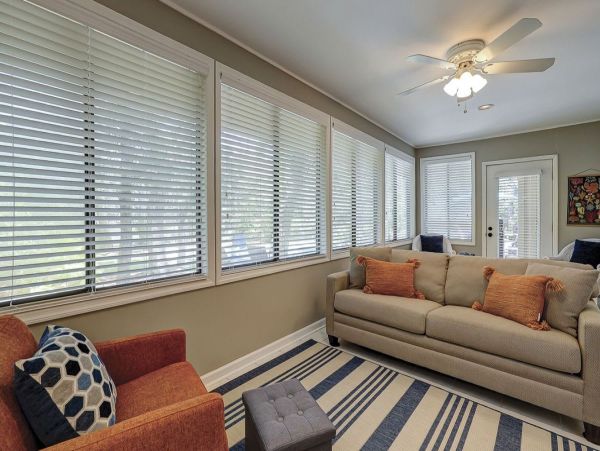 Modern Dog-Friendly Escape in Hilton Head
