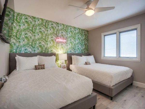 Six Bedroom Compound in Mission Beach