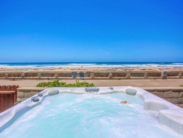 Six Bedroom Compound in Mission Beach