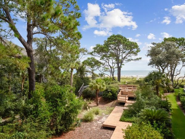 Hilton Head Luxury Spacious Beach Villa with Private Pool