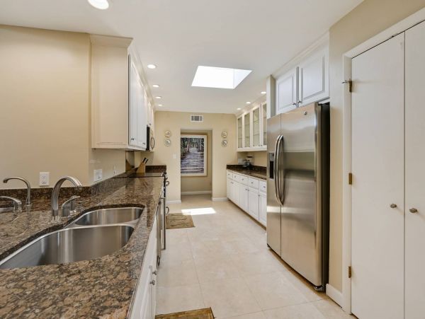 Walk to Beach Vacation Home Four Bedroom