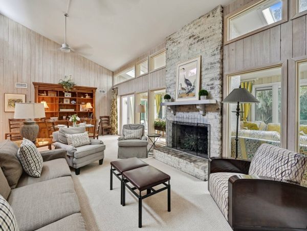 Walk to Beach Vacation Home Four Bedroom