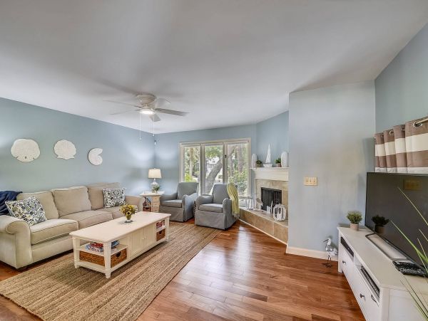 3 Bedrooms/ 3.5 Bathrooms Short walk to the beach rental home in Palmetto Dunes