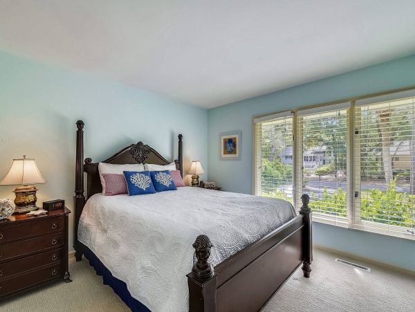 3 Bedrooms/ 3.5 Bathrooms Short walk to the beach rental home in Palmetto Dunes