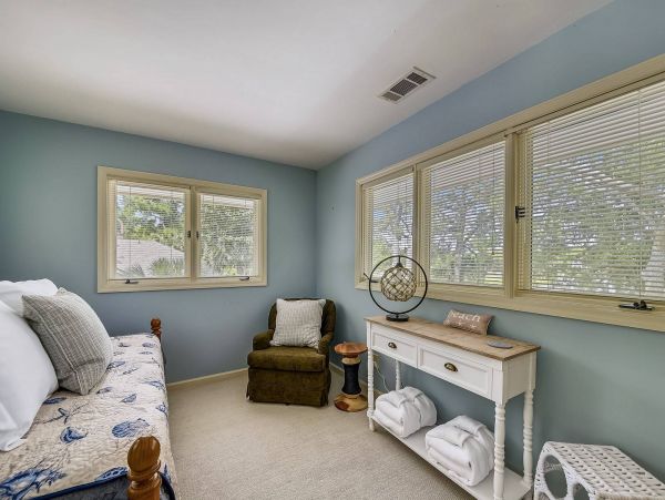 3 Bedrooms/ 3.5 Bathrooms Short walk to the beach rental home in Palmetto Dunes